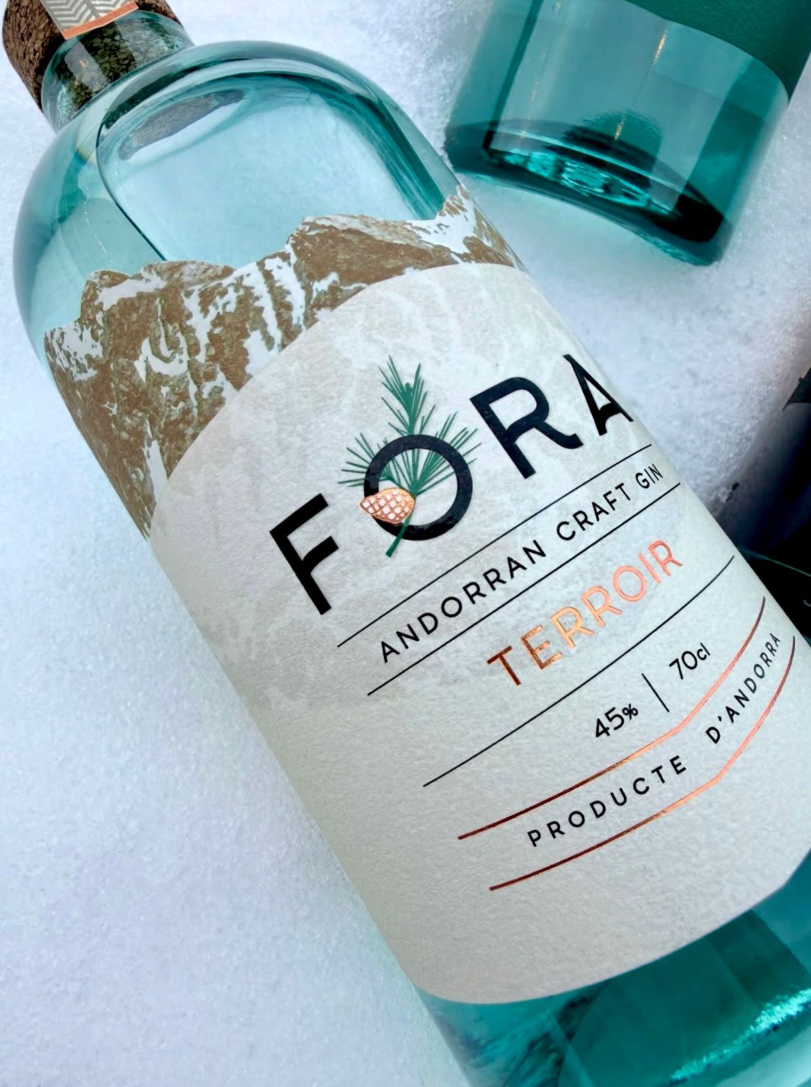 copper foil-Design-for-Artisan-Gin label design