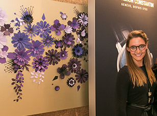 Paper-flowers-for-watch-event